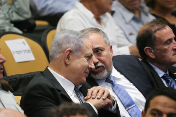"טובה ועניינית" הסתיימה פגישת נתניהו ליברמן