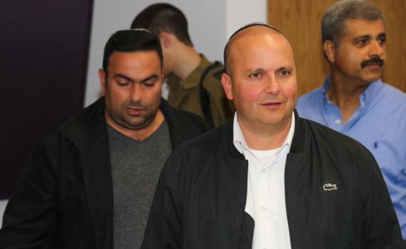 שמעוני הורשע ‏• אך בהמ"ש פסק: סיקור אוהד אינו שוחד