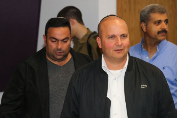 שמעוני הורשע ‏• אך בהמ"ש פסק: סיקור אוהד אינו שוחד