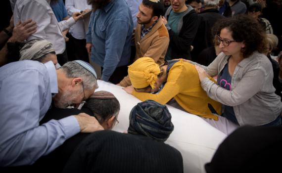 מאסר עולם לרוצח הרב בן גל, בישיבה זוכרים ונפרדים