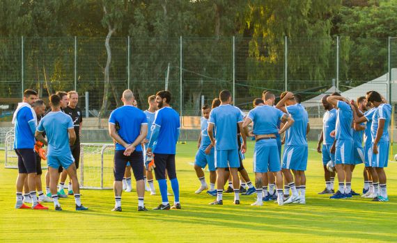 צפו בביזיון: נבחרת ישראל מפסידה למקדוניה הצפונית