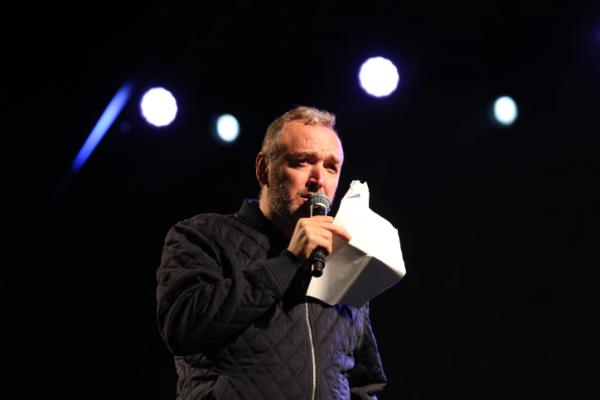 ראש העיר וסגנו, אחיו של הקומיקאי- נחשדים גם הם