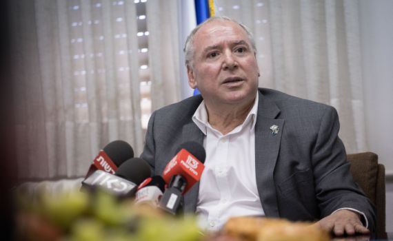 אמסלם: "שסער ילמד את שיעור הנאמנות של הבלוק"