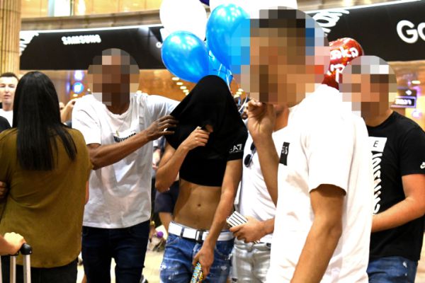 בית המשפט בקפריסין קבע: הצעירה בדתה את האונס