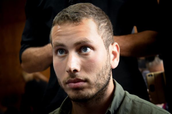 עוזב את בלפור: אבנר נתניהו מחפש דירה