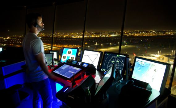 הולנד: טייס לחץ בטעות על לחצן מצוקה, הנוסעים פונו