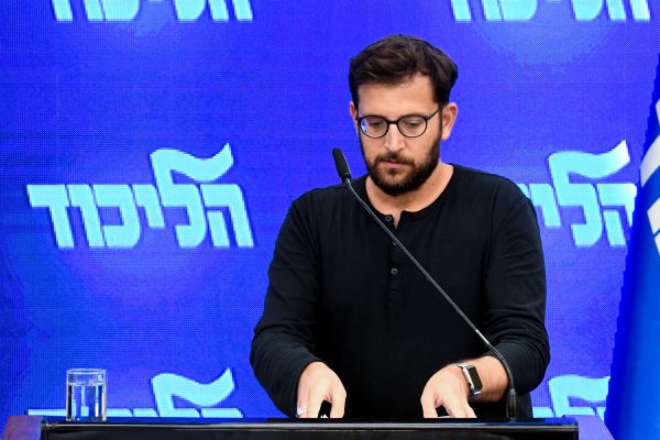 אושר החיפוש בטלפונים של יועצי ראש הממשלה