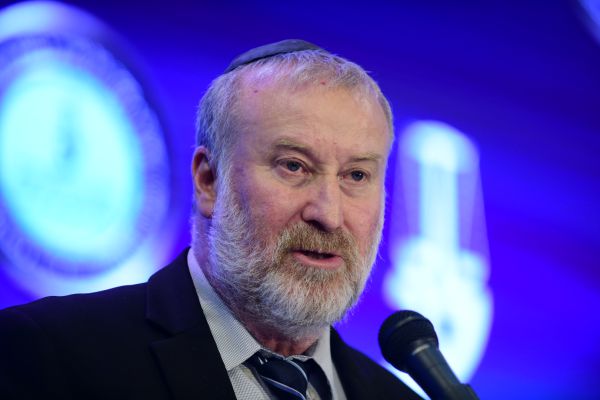 מנדבליט לפרקליטי נתניהו: ההדלפות לא ייחקרו