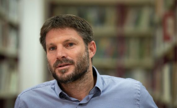 התנהלות חוקרי נתניהו: סמוטריץ מציע ועדת חקירה