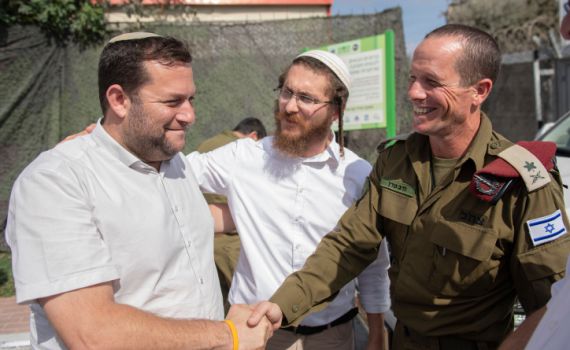 הפלסטיני שאיים על דגן: "השתלטו לי על הטלפון"