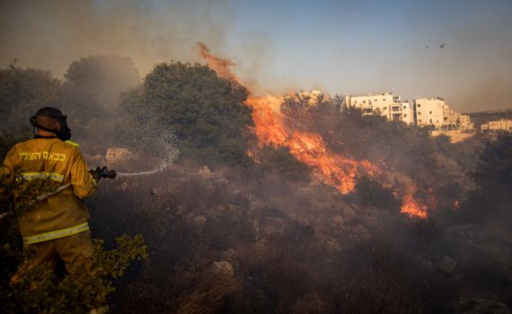יובש וחום: שריפות בצפון וליד היישוב נחושה