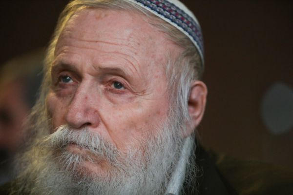 "מצבו של הרב דרוקמן ממשיך להיות קשה מאוד"