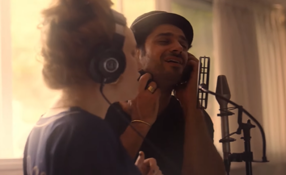 הניגון שנולד בהתבודדות של אביב אלוש באומן. צפו