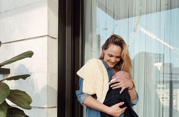 "כועסת על עצמי": הזמרת חושפת את רגע גילוי הסרטן