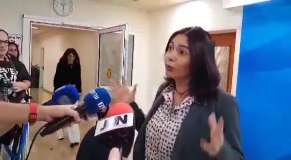 רגב על שיחת הטלפון בשבת: אנחנו שומרי מסורת