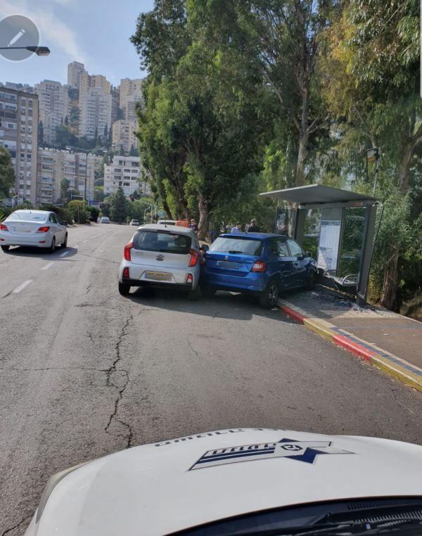 סטה מהכביש ודרס אישה שעמדה בתחנת אוטובוס