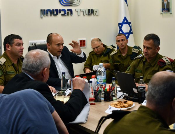 בנט: "מי שמתכנן לפגוע בנו ביום לא יישן בלילה"