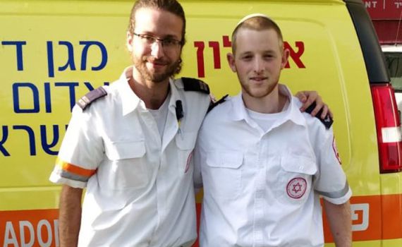 מרגש: לאחר הפציעה דביר שנרב חוזר כחובש מד"א