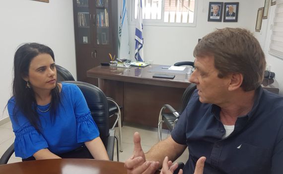 איילת שקד בדרום: "זו באמת מציאות לא פשוטה"