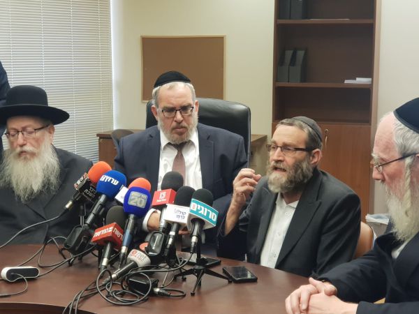 גפני על ליברמן: "האיש המושחת, מי אתה? אפס!"