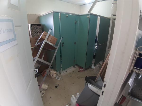 פגז מצרי נחת בישיבת נצרים: "בנס לא היו נפגעים"