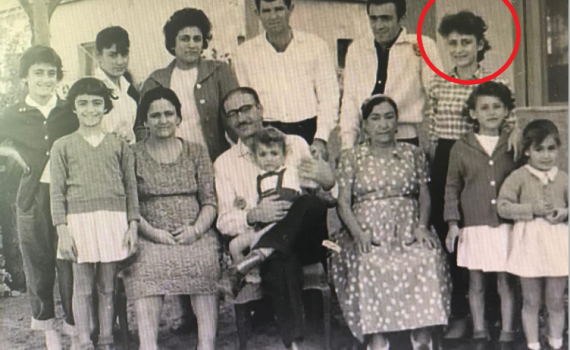 תמונה בשחור לבן | אופיר סופר מציין את יום גירוש יהודי איראן