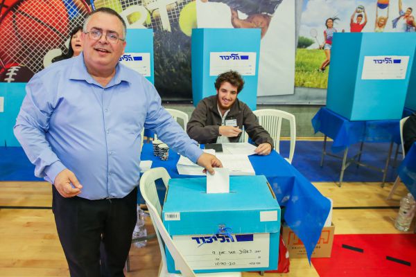 נתניהו הורה להסיר את הדרישה מביטול הפריימריז