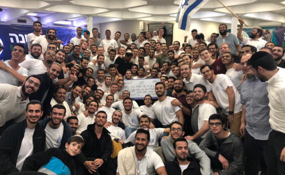 המונים האירו את העולם עם ישיבת ההסדר קרני שומרון