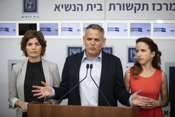 המחנה הדמוקרטי מתפרקת, סתיו שפיר תרוץ בנפרד