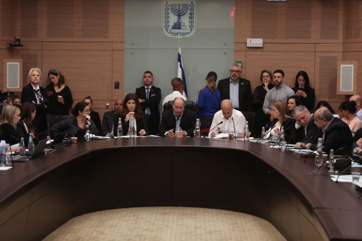 כל הפרטים: חוק פיזור הכנסת וחוק הבחירות