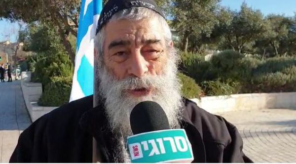 אריאל זילבר: "מוחה נגד ההפיכה השלטונית הבזויה"