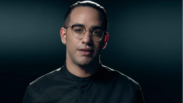 ״במקום הכי רחוק״: בניה ברבי חוזר בסינגל חדש. צפו