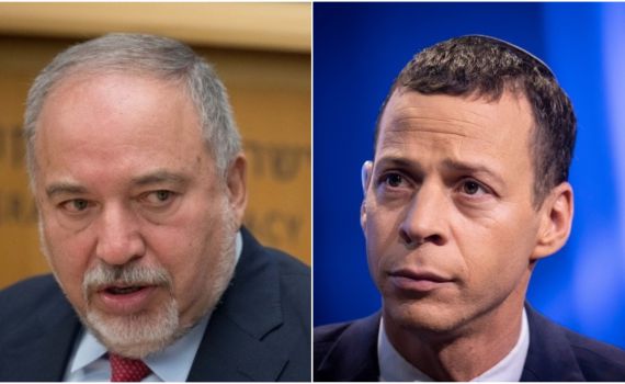 ליברמן מגיב לעמית סגל: "לא דובים ולא זבובים"