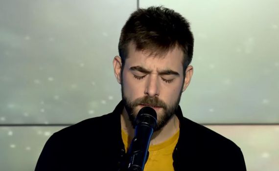 מרגש: בנו של אילן רמון ז"ל בביצוע ל'זמר נוגה'. צפו