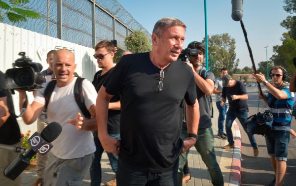 שר המשפטים חתם על חנינה לנוחי דנקנר