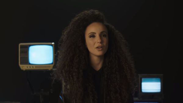 מי אוהב? יובל דיין בקליפ חדש ומרגש. צפו