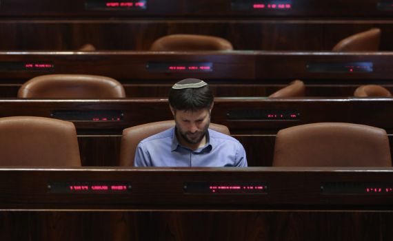 בצלאל כמו במשפט שלמה: גם לי גם לכם לא יהיה