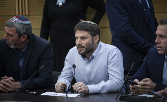 נתניהו לוחץ לצרף את סמוטריץ' לרשימה עם הרב רפי