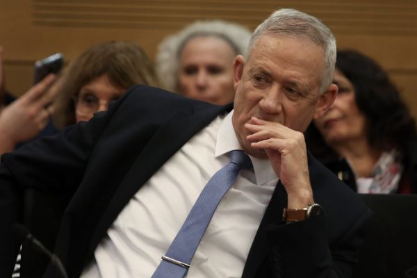 תיפתח חקירה פלילית נגד המימד החמישי של בני גנץ