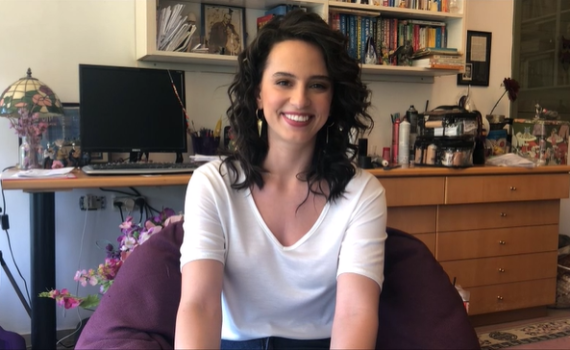 אחרי החתונה החרדית: קורין גדעון עובדת על סרט חדש