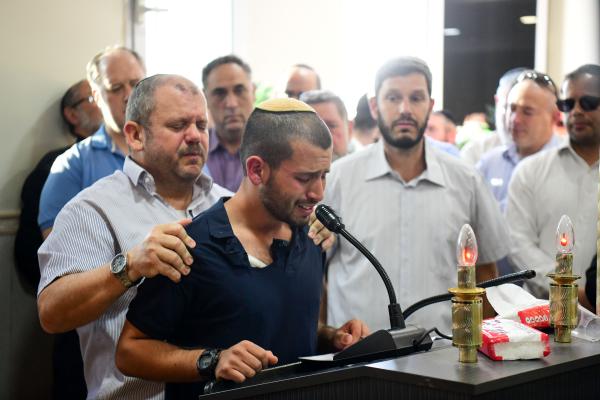 שרים ובוכים: האח ביקש ללוות את תמר ז"ל בשירה