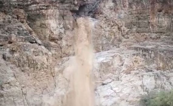 אחרי יומיים סוערים: זרימות אדירות בנחלים. צפו