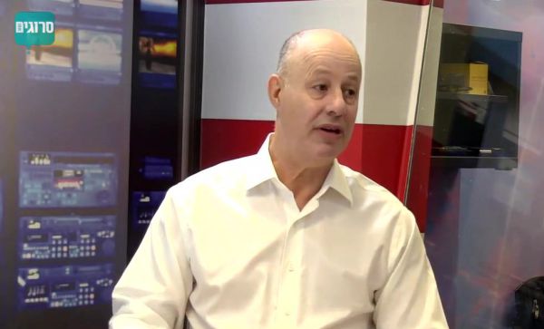 'בגיל הזה לא קל': צחי הנגבי על אימו באולפן סרוגים. צפו