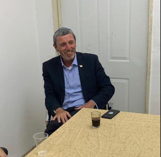 "הרב רפי באילת ואנחנו עושים לו קפה מפחיד". צפו