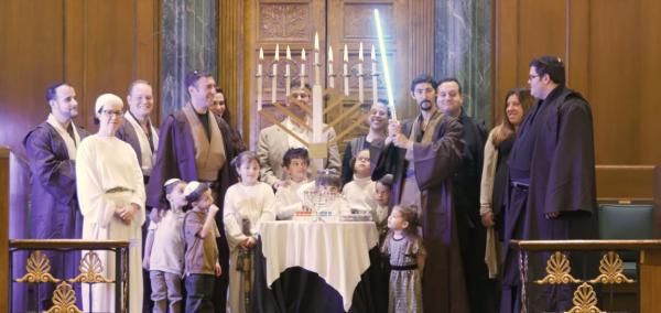 ענק: 'מלחמת הכוכבים' בגרסת חנוכה. צפו