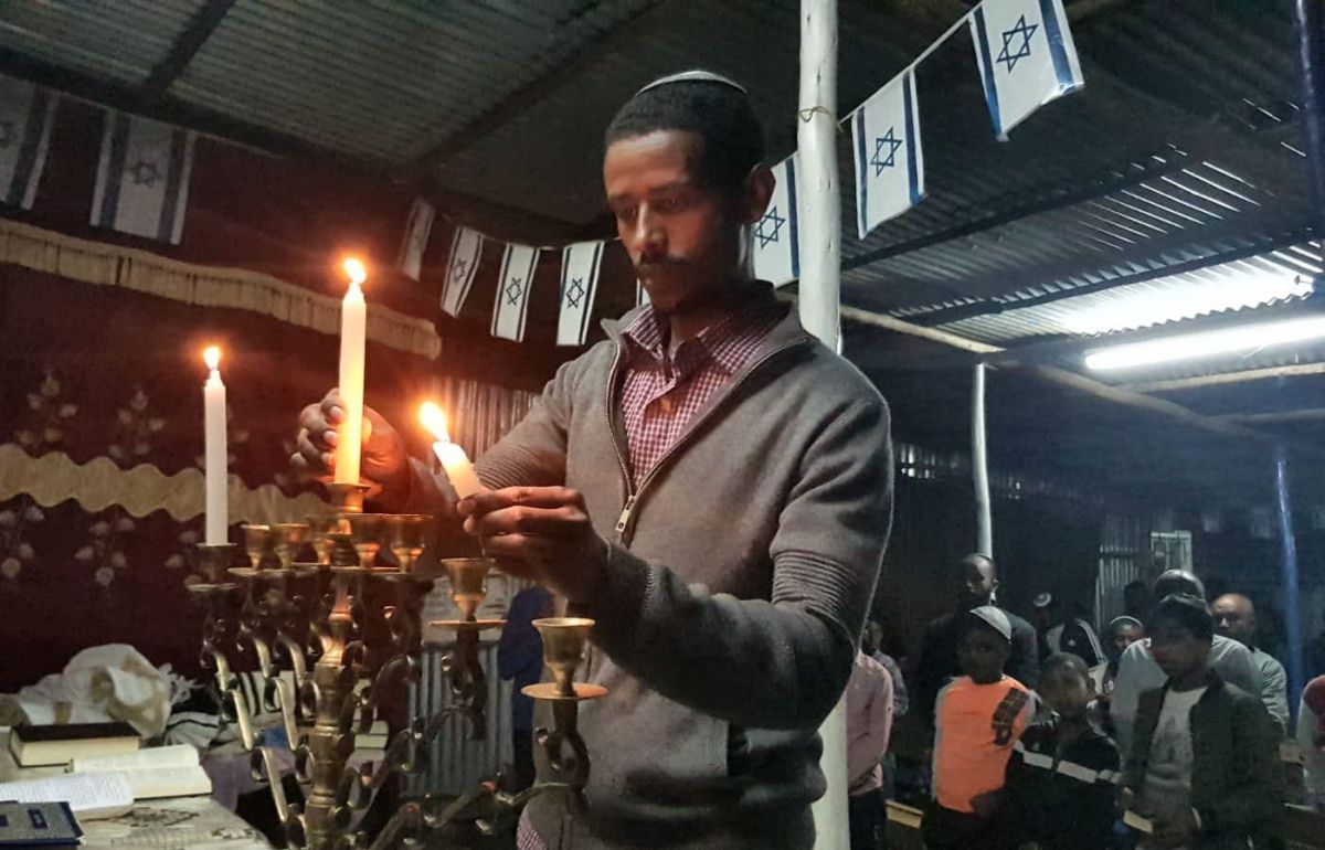 מרגש: הדלקת נרות בקהילת שארית יהודי אתיופיה. צפו