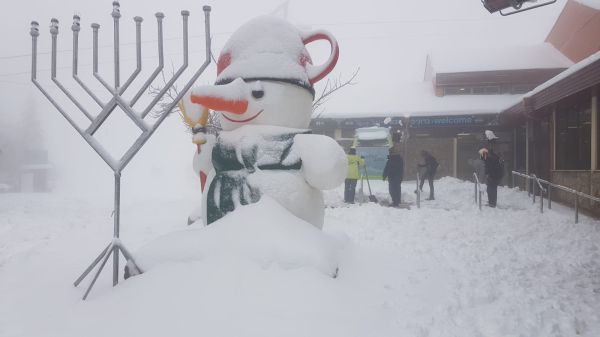 זרימות אדירות; חצי מטר של שלג בחרמון. צפו בתיעוד