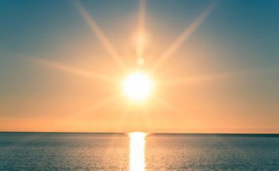 חם ויבש; רוחות חזקות ואובך: תחזית מזג אוויר