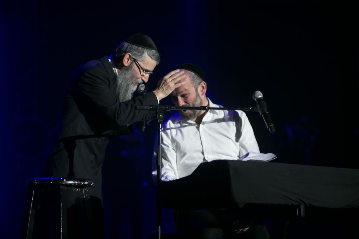 צפו: אברהם פריד בסינגל אחרון מ'צמאה 5'