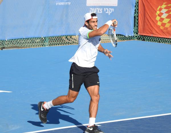 אליפות ישראל בטניס: דניאל צוקרמן ולינה גלושקו בחצי
